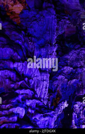 Grotte naturali e stalattiti a Yilingyan, Nanning, Guangxi, Cina Foto Stock