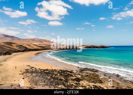 Paesaggio di spiaggia chiamata Caleta del Congrio nel Parco Nazionale di Los Ajaches a Lanzarote, Isole Canarie, Spagna Foto Stock