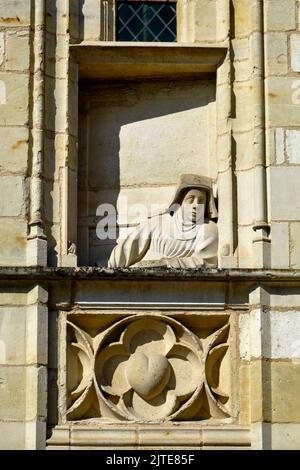 Francia, Cher (18), Bourges, Jaques Coeur Palace, particolare della facciata nel cortile Foto Stock