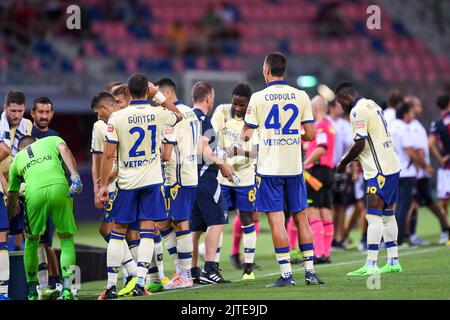 Bologna, Italia. 21st ago, 2022. Bologna FC cooling break durante Bologna FC vs Hellas Verona, calcio italiano Serie A match in Bologna, Italy, Agosto 21 2022 Credit: Independent Photo Agency/Alamy Live News Foto Stock