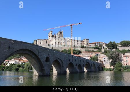 Cattedrale Pont Neuf Beziers Cattedrale e nuovo ponte di Beziers Herault Occitanie Sud della Francia Montpellier Nimes Narbonne ponti Agde Sete Foto Stock