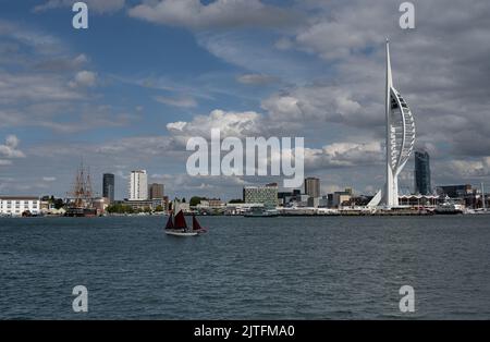 Spinnaker Tower, Portsmouth Foto Stock