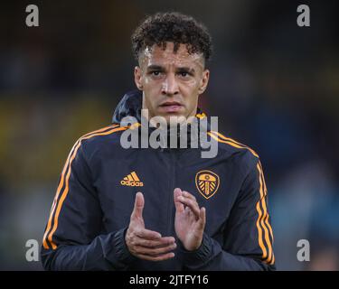 Rodrigo Moreno #19 di Leeds United durante il warm up pre-partita durante la partita della Premier League Leeds United vs Everton a Elland Road a Leeds, Regno Unito, 30th agosto 2022 Foto Stock