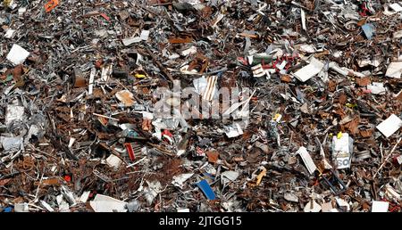 Montagna di rottami metallici, rottami commercianti rottami iarda Foto Stock