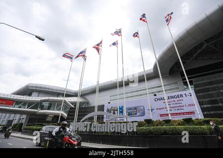 Bangkok, Thailandia. 29th ago, 2022. Difesa e sicurezza 2022 si tiene dal 29 agosto al 1 settembre 2022 a IMPACT, Muang Thong Thani ed è pienamente sostenuto dai Ministeri della Difesa e delle forze Armate di tutto il mondo. Defense & Security 2022 - l'edizione 10th - è stata progettata sotto il tema "il potere della partnership", che si basa sulla comprensione reciproca, la fiducia e le esigenze dei militari. La mostra ha utilizzato la sua ricca storia di partnership con multinazionali e produttori nel settore della difesa e della sicurezza interna e offre straordinarie opportunità per gli spettacoli Foto Stock