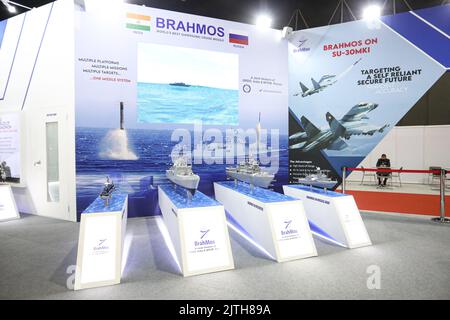 Bangkok, Thailandia. 29th ago, 2022. Difesa e sicurezza 2022 si tiene dal 29 agosto al 1 settembre 2022 a IMPACT, Muang Thong Thani ed è pienamente sostenuto dai Ministeri della Difesa e delle forze Armate di tutto il mondo. Defense & Security 2022 - l'edizione 10th - è stata progettata sotto il tema "il potere della partnership", che si basa sulla comprensione reciproca, la fiducia e le esigenze dei militari. La mostra ha utilizzato la sua ricca storia di partnership con multinazionali e produttori nel settore della difesa e della sicurezza interna e offre straordinarie opportunità per gli spettacoli Foto Stock