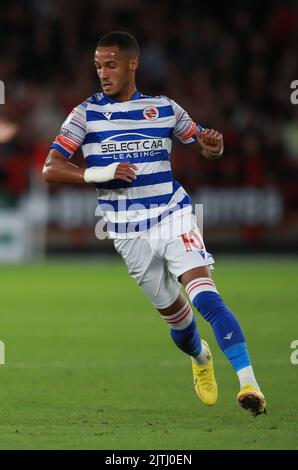 Sheffield, Inghilterra, 30th agosto 2022. Thomas Ince of Reading durante la partita del campionato Sky Bet a Bramall Lane, Sheffield. L'immagine di credito dovrebbe essere: Simon Bellis / Sportimage Foto Stock