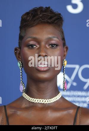 Venezia, Italia. 31st ago, 2022. L'attrice britannica Jodie Turner-Smith partecipa al bando fotografico per White Noise al 79th Venice Film Festival, Italia, mercoledì 31 agosto 2022. Foto di Rune Hellestad/ Credit: UPI/Alamy Live News Foto Stock