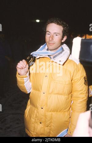 INGEMAR STENMARK Svedese sciatore alpino con uno dei suoi medalat d'oro giochi olimpici invernali sul lago Placid Foto Stock
