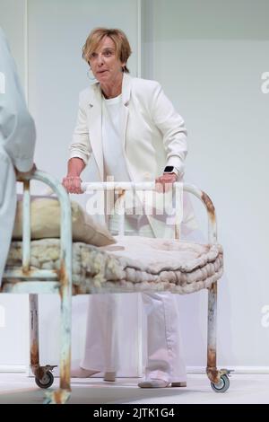 Madrid, Spagna. 31st ago, 2022. Ana Labordeta si esibisce durante la presentazione di 'Adictos' al Teatro Reina Victoria di Madrid. Credit: SOPA Images Limited/Alamy Live News Foto Stock