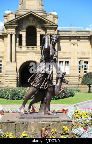 Cartwright Hall, a Lister Park, Bradford, dove l'opera di David Hockney è orgogliosamente esposta, come luogo di nascita dell'artista, nel West Yorkshire, Regno Unito Foto Stock