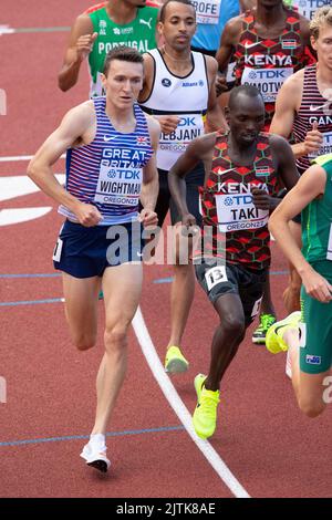 Jake Wightman della GB&NI, che gareggia nelle manche da 1500 m al World Athletics Championships, Hayward Field, Eugene, Oregon USA, il 16th luglio 2022 Foto Stock