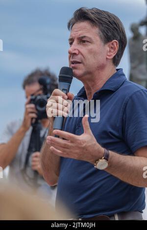 31 Agosto 2022 San Benedetto del Tronto (AP) - Banchina di riva nord malfizia, Italia. l'intervento di Conte | Credit: Andrea Vagnoni Foto Stock