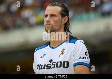 Foto StefanoNicoli/LaPresse 28 Agosto 2022 - Verona, Italia - sport, calcio - Hellas Verona vs Atalanta - Campionato italiano di calcio Serie A TIM 2022/2023 - Stadio Marcantonio Bentegodi. Nella foto: Hans Hateboer 28 agosto 2022 Verona, Italia - sport, calcio - Hellas Verona vs Atalanta - Campionato Italiano Serie A Calcio 2022/2023 - Stadio Marcantonio Bentegodi. Nella foto: Hans Hateboer Foto Stock