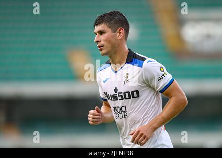 Foto StefanoNicoli/LaPresse 28 Agosto 2022 - Verona, Italia - sport, calcio - Hellas Verona vs Atalanta - Campionato italiano di calcio Serie A TIM 2022/2023 - Stadio Marcantonio Bentegodi. Nella foto: Ruslan Malinovskij 28 agosto 2022 Verona, Italia - sport, calcio - Hellas Verona vs Atalanta - Campionato Italiano Serie A Calcio 2022/2023 - Stadio Marcantonio Bentegodi. Nella foto: Ruslan Malinovskij Foto Stock