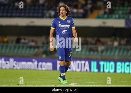 Foto StefanoNicoli/LaPresse 28 Agosto 2022 - Verona, Italia - sport, calcio - Hellas Verona vs Atalanta - Campionato italiano di calcio Serie A TIM 2022/2023 - Stadio Marcantonio Bentegodi. Nella foto: Alessandro Cortonesi 28 agosto 2022 Verona, Italia - sport, calcio - Hellas Verona vs Atalanta - Campionato Italiano Serie A Calcio 2022/2023 - Stadio Marcantonio Bentegodi. Nella foto: Alessandro Cortonesi Foto Stock