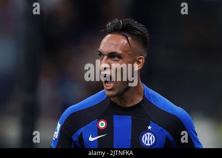 30 Agosto 2022 - Milano , Italia - sport, calcio - FC Inter vs Cremonese - Campionato italiano di calcio Serie A TIM 2022/2023 - Stadio San Siro. Nella foto: Sultanza dopo gol 1-9 agosto 30, 2022 Milano , Italia - sport, calcio - FC Inter vs Cremonese - Campionato Italiano Serie A Calcio 2022/2023 - Stadio San Siro . Nella foto: Festeggia dopo aver segnato 1-0 Foto Stock