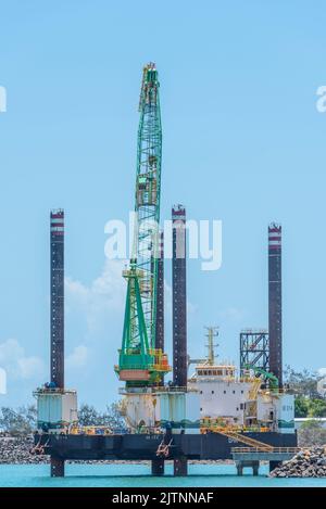 Due terminali di carbone presso il porto, Hay Point Coal Terminal (HPCT) e Dalrymple Bay Coal Terminal (DBCT), che servono miniere di carbone nel Queensland centrale Foto Stock