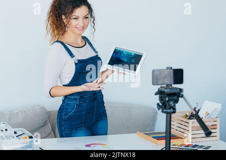 artista video blog creativo signora applicazione tablet Foto Stock