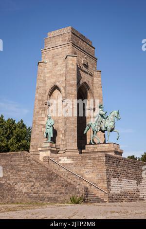 Monumento dell'Imperatore Guglielmo nel distretto di Hohensyburg, Dortmund, Renania settentrionale-Vestfalia, Germania. Kaiser-Wilhelm Denkmal im Stadtteil Hohensyburg, Foto Stock