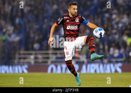 Buenos Aires, Argentina. 31st ago, 2022. Everton Ribeiro di Flamengo in azione durante la partita semifinale della Copa CONMEBOL Libertadores 2022 di prima tappa tra Velez e Flamengo allo stadio Jose Amalfitani. Punteggio finale; Velez 0:4 Flamengo. Credit: SOPA Images Limited/Alamy Live News Foto Stock