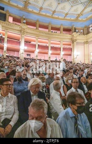 Pubblico e interno del teatro lirico Festspielhaus, Bayreuth Opera Festival 2022, Baviera, Germania Foto Stock