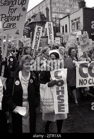 Protesta contro i tagli al Retford Hospital, Nottingham UK 1988 Foto Stock