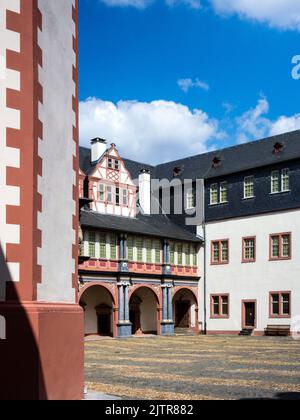 Schloss Weilburg a Weilburg (Assia/Germania) – cortile interno Foto Stock