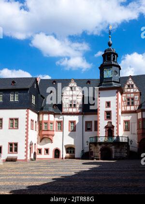 Schloss Weilburg a Weilburg (Assia/Germania) – cortile interno Foto Stock