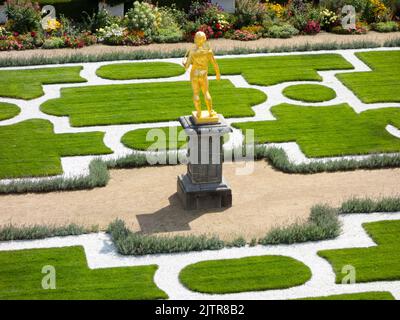 Statua di un giocatore di lur nei giardini barocchi del castello di Weilburg (Assia/Germania) Foto Stock