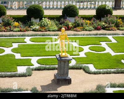 Statua di un giocatore di lur nei giardini barocchi del castello di Weilburg (Assia/Germania) Foto Stock