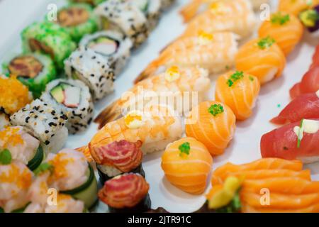 Piatto di sushi Foto Stock