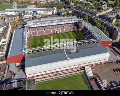 Un'immagine aerea che mostra Tynecastle Park, Edimburgo, sede del cuore del Midlothian Football Club. Foto Stock