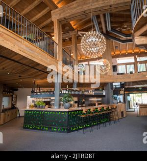 L'immagine è del Wiesenalm alta zona ricreativa alp situata sopra la piccola città di Zell am Ziller nella valle Zillertal del Tirolo austriaco Foto Stock