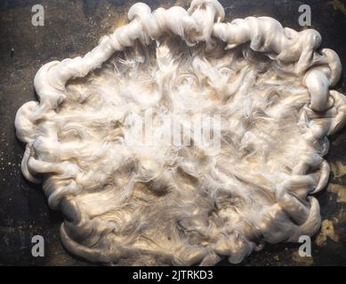 Fondo della perdita di fumi. Nuvola magica. Effetto smog bronzo. Foto Stock