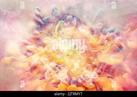 vapore sfondo cielo nuvola giallo fumo rosa Foto Stock