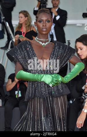 Venezia, Italia. 01st Set, 2022. Jodie Turner-Smith partecipa alla cerimonia del "rumore bianco" e alla cerimonia di apertura del tappeto rosso al 79th° Festival Internazionale del Cinema di Venezia, il 31 agosto 2022 a Venezia. Foto: Paolo Cotello/imageSPACE Credit: Imagespace/Alamy Live News Foto Stock