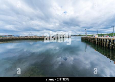 Vista del porto di Stornoway, Isola di Lewis, Scozia. Foto Stock