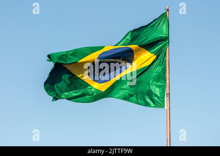 Bandiera del Brasile all'aperto a Rio de Janeiro. Foto Stock