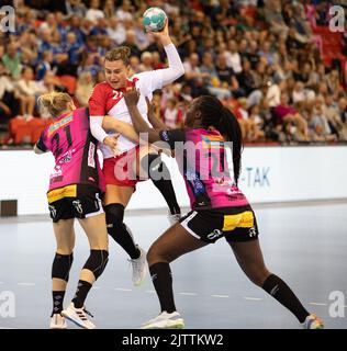 Larvik, Norvegia. 01st Set, 2022. Larvik, Norvegia, 1st 2022 settembre: Amanda Maria Kurtovic (24 Larvik) in azione durante il gioco di leauge Rema 1000 tra Larvik e Vipers alla Jotron Arena di Larvik, Norvegia (Ane Frosaker/SPP) Credit: SPP Sport Press Photo. /Alamy Live News Foto Stock