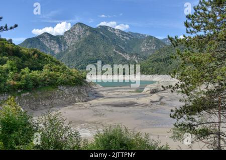 Movada, Dorf, Ruine, Siedlung, Haus, Stein, Steinhaus, verlassen, ausgesiedelt, Atlantis, Borgo di Movada, Italien, Stausee, versunken, aufgetaucht, L Foto Stock