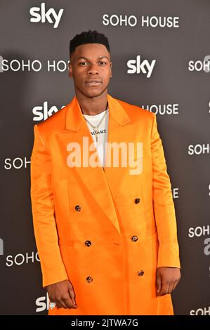 John Boyega è presente ai Soho House Awards di Soho House, 180 Strand, Londra, Regno Unito. , . Credit: Vedi li/Picture Capital/Alamy Live News Foto Stock