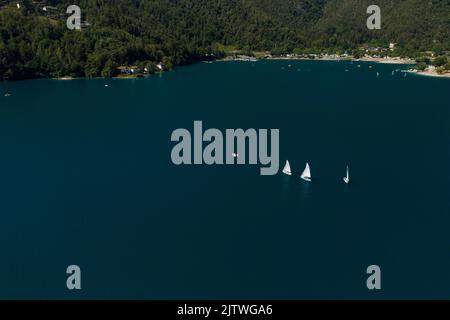 Vista sul lago di Ledro, hotel lido Foto Stock