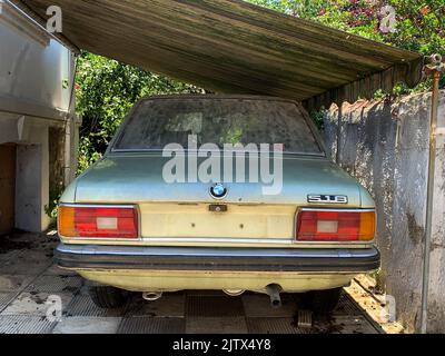 Relitto di automobili BMW, Salonicco, Macedonia, Grecia, Europa meridionale Foto Stock