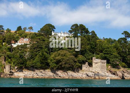 Kingswear Castle è un forte di artiglieria, costruito per proteggere il porto di Dartmouth nel Devon, Inghilterra Foto Stock