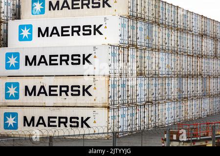 Contenitori della compagnia di spedizioni Maersk Foto Stock