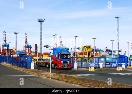 Ingresso e uscita per camion nella zona doganale, Eurogate Bremerhaven Foto Stock