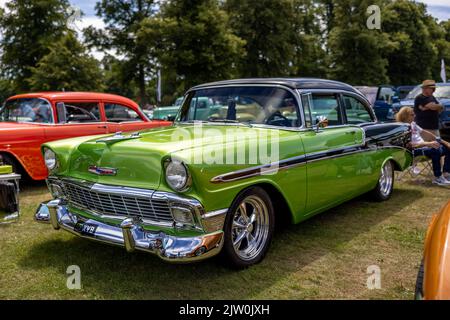 1956 Chevrolet Bel Air, in mostra all'American Auto Club Rally of the Giants, tenutosi a Blenheim Palace il 10 luglio 2022 Foto Stock
