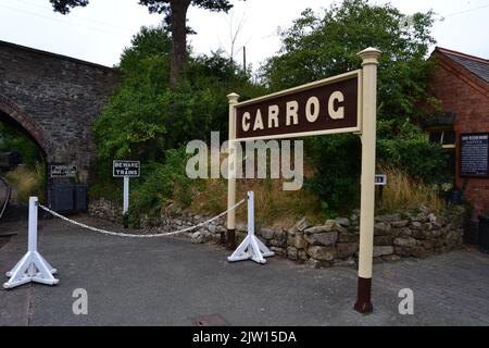 Cartello della stazione ferroviaria di Carrog Foto Stock
