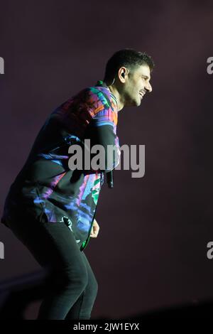 Madrid, Spagna. 02nd Set, 2022. La cantante spagnola Ramón Melendi Espina, artisticamente conosciuta come Melendi, suona sul palco al WiZink Center di Madrid. (Foto di Atilano Garcia/SOPA Images/Sipa USA) Credit: Sipa USA/Alamy Live News Foto Stock